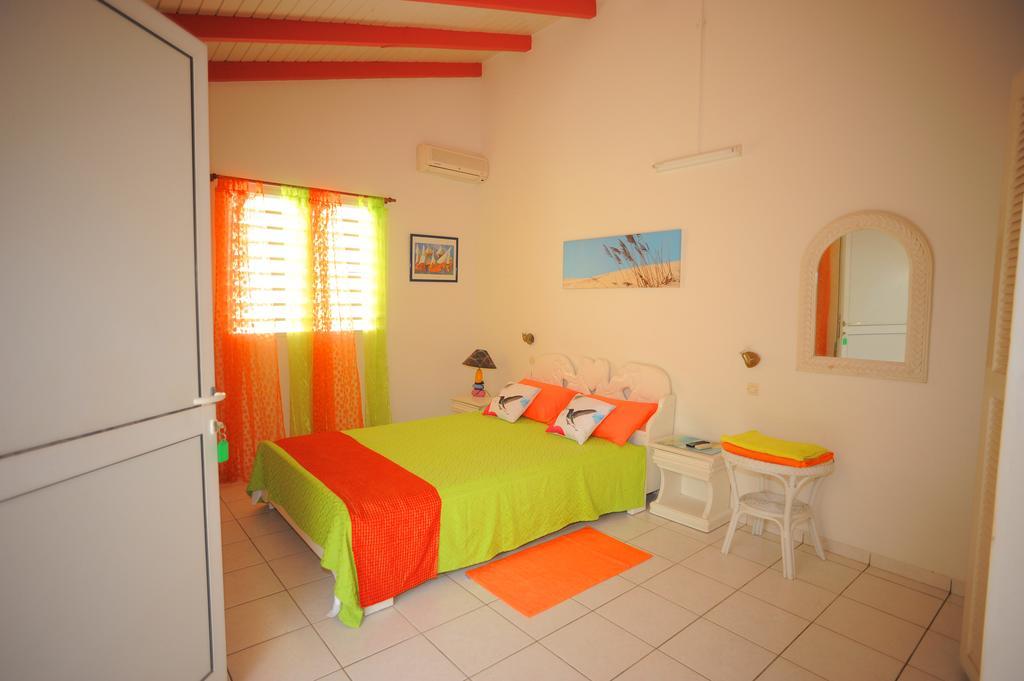 Villa Au Domaine Des Bougainvilliers à Sainte-Rose Extérieur photo
