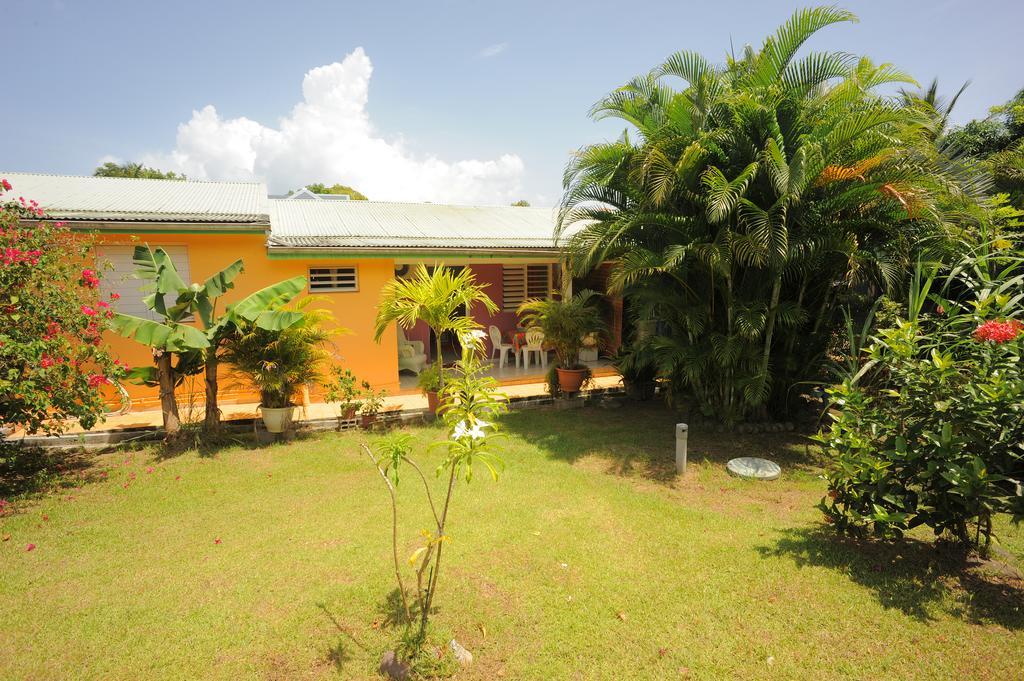 Villa Au Domaine Des Bougainvilliers à Sainte-Rose Extérieur photo